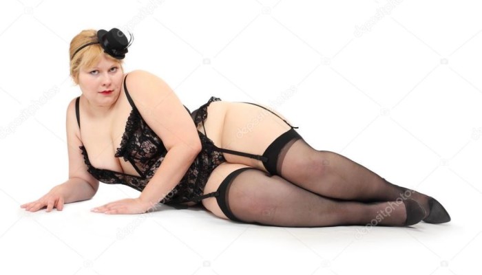 depositphotos_32783931-stock-photo-overweight-woman-dressed-in-retro